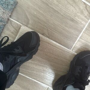 Black Nike